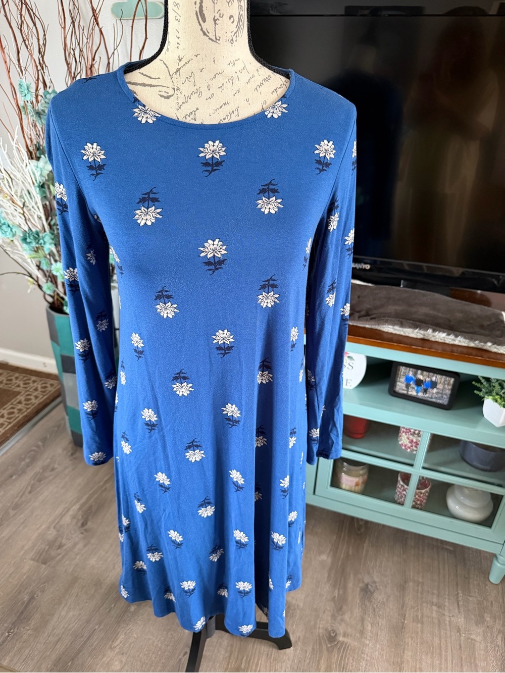 Old Navy Blue Floral Long Sleeve Swing Dress Size Small
